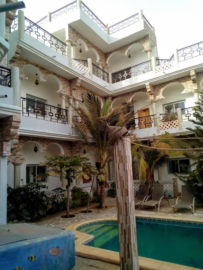 Hotel Paradialaw Dakar Exterior photo